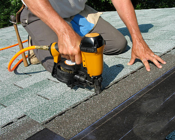 Quick and Trustworthy Emergency Roof Repair Services in Kaukauna, WI